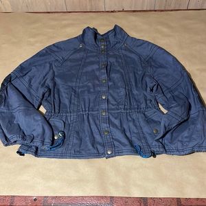 FREE PEOPLE bluish gray floral embroidered jacket. Front pockets Boho 3/4 sleeve